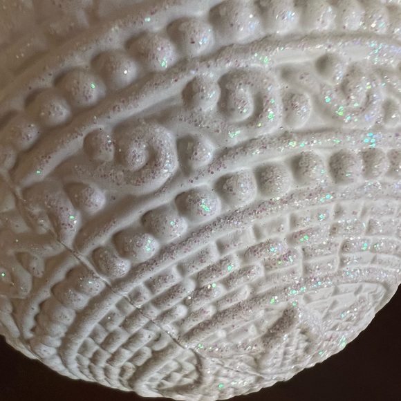 Set of Six White Plastic Textured Glitter Christmas Ornaments - Picture 8 of 10